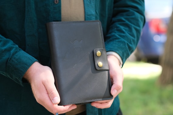 Hobonichi Leather notebook cover / Leather book cover / Leather bible cover / A6 notebook cover / A5 notebook cover / Personalized / Gift