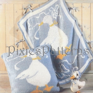 Patrón de tejido para manta de cuna, funda de cojín y patito de peluche. Hilo Aran/DK. Descarga digital instantánea en PDF