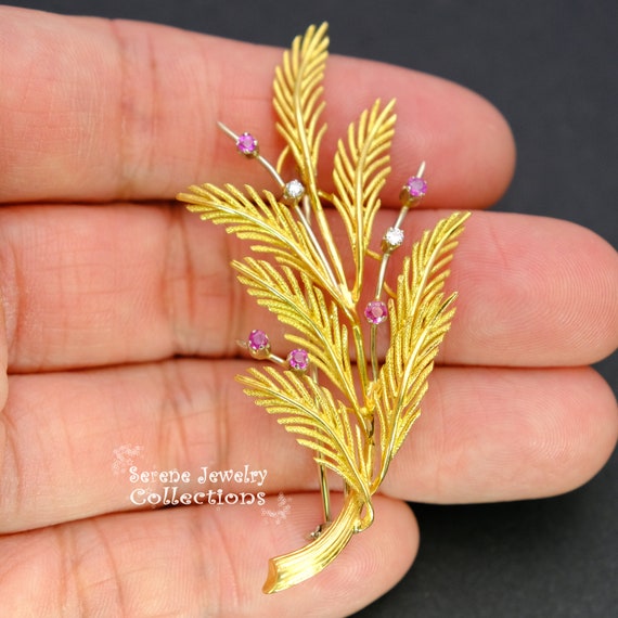 Ruby Diamond 18k Solid Gold Ferns Brooch Vintage - image 5