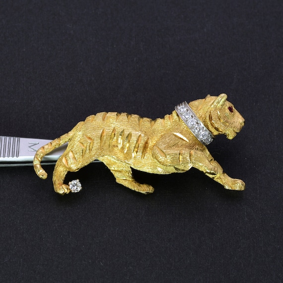 Craig Drake 18k Solid Yellow Gold Ruby Diamond Tiger Brooch Vintage