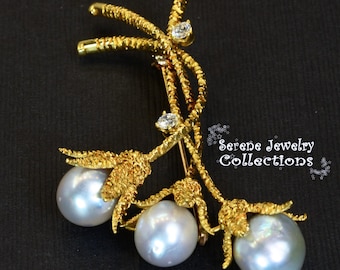 South Sea Pearl Diamond 18k Solid Gold Flower Brooch Vintage