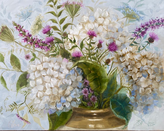 アジサイのファインアートプリント – 野の花、アンティークの花瓶 