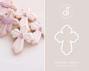 Trefoil Cross Cookie Cutter