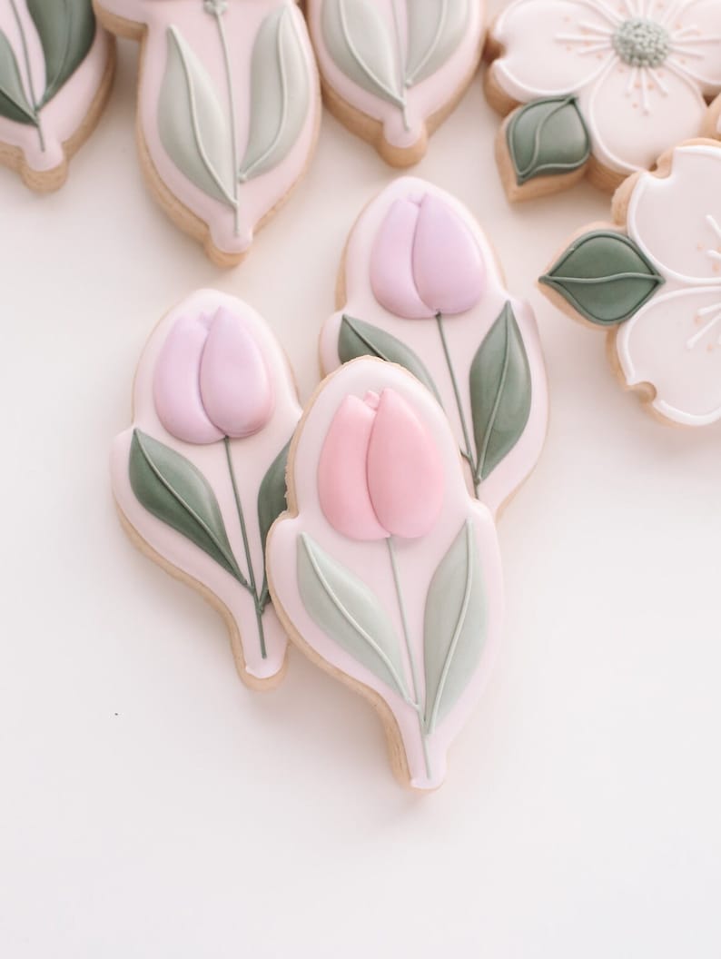 Tulip Cookie Cutter image 2