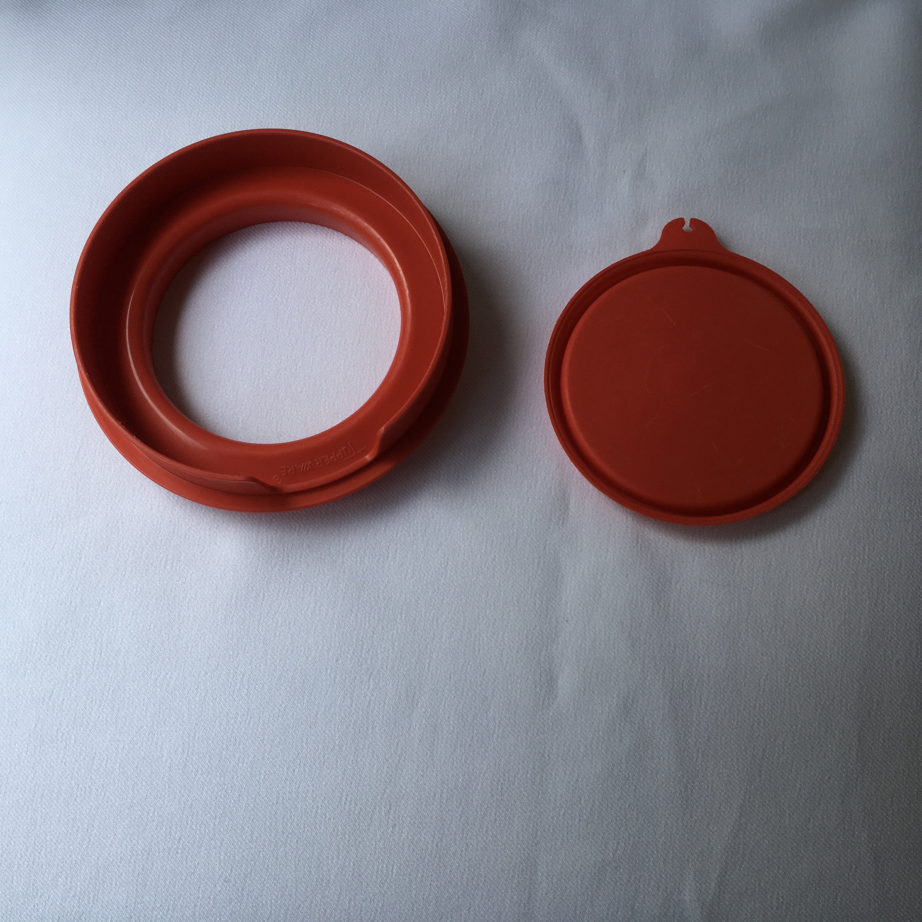 Tupperware Replacement Splash Guard Ring & Lid Red for Mixnstor 5 Cup
