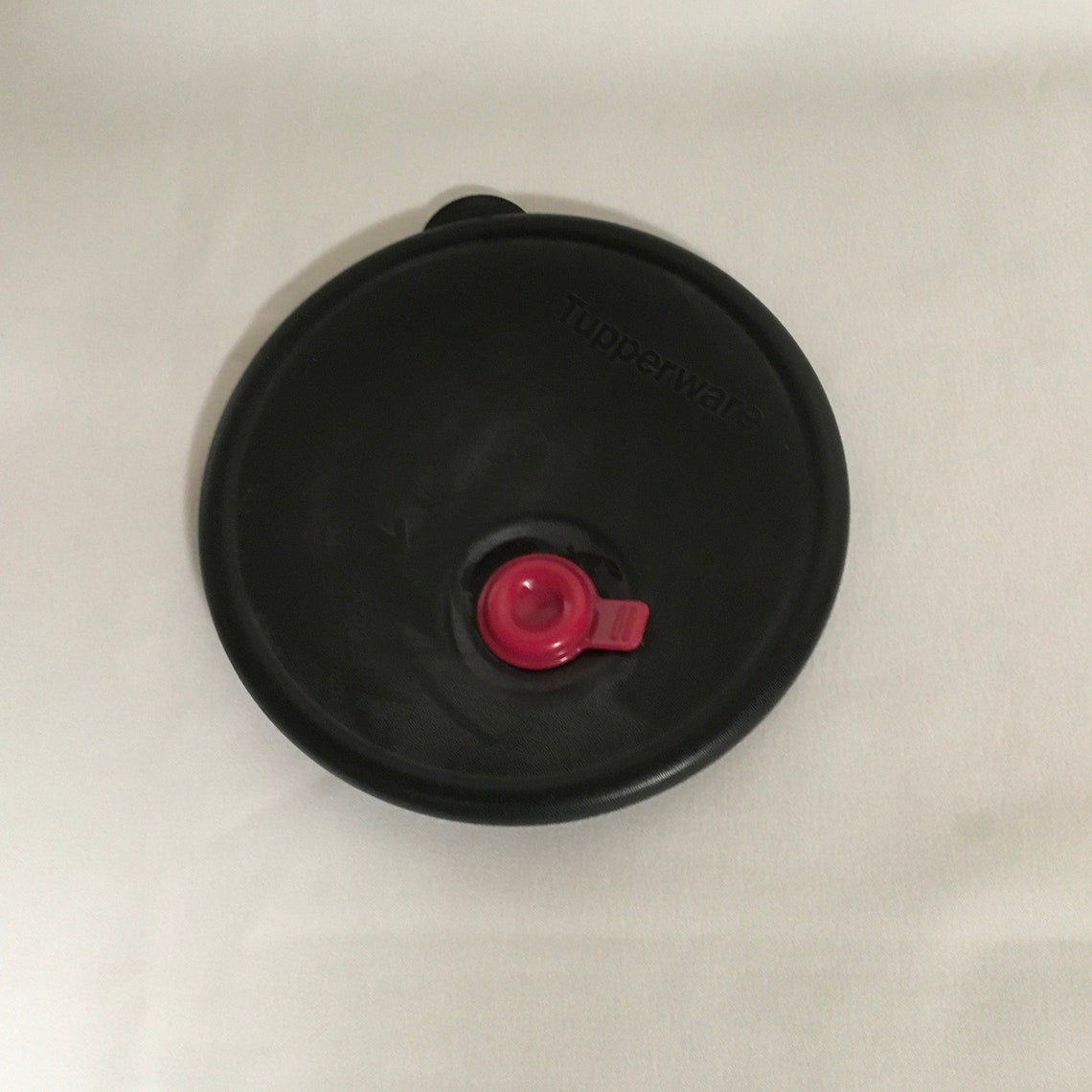 Tupperware Replacement Lids Rock N Serve Crystal Wave Round Square