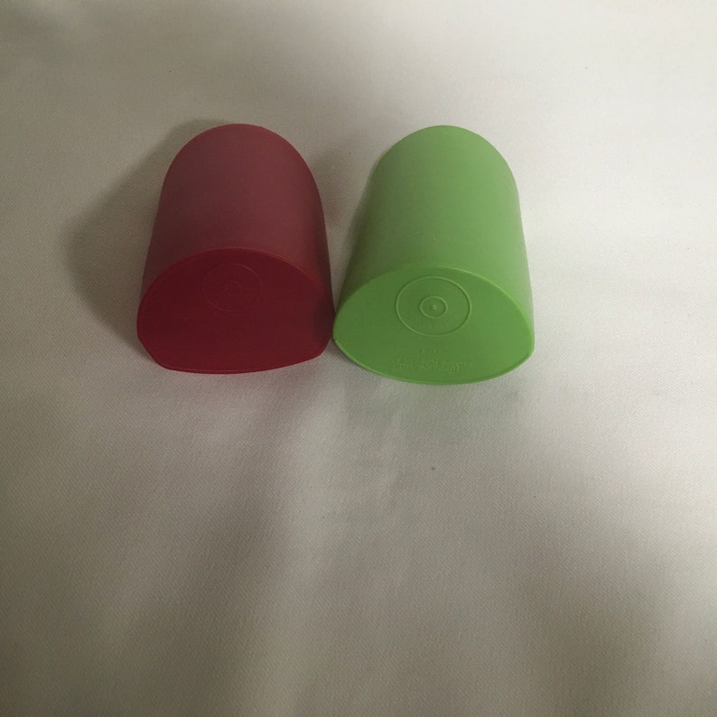 Vintage Tupperware Rocker Scoop Set of 2 292 Red Green Pink - Etsy