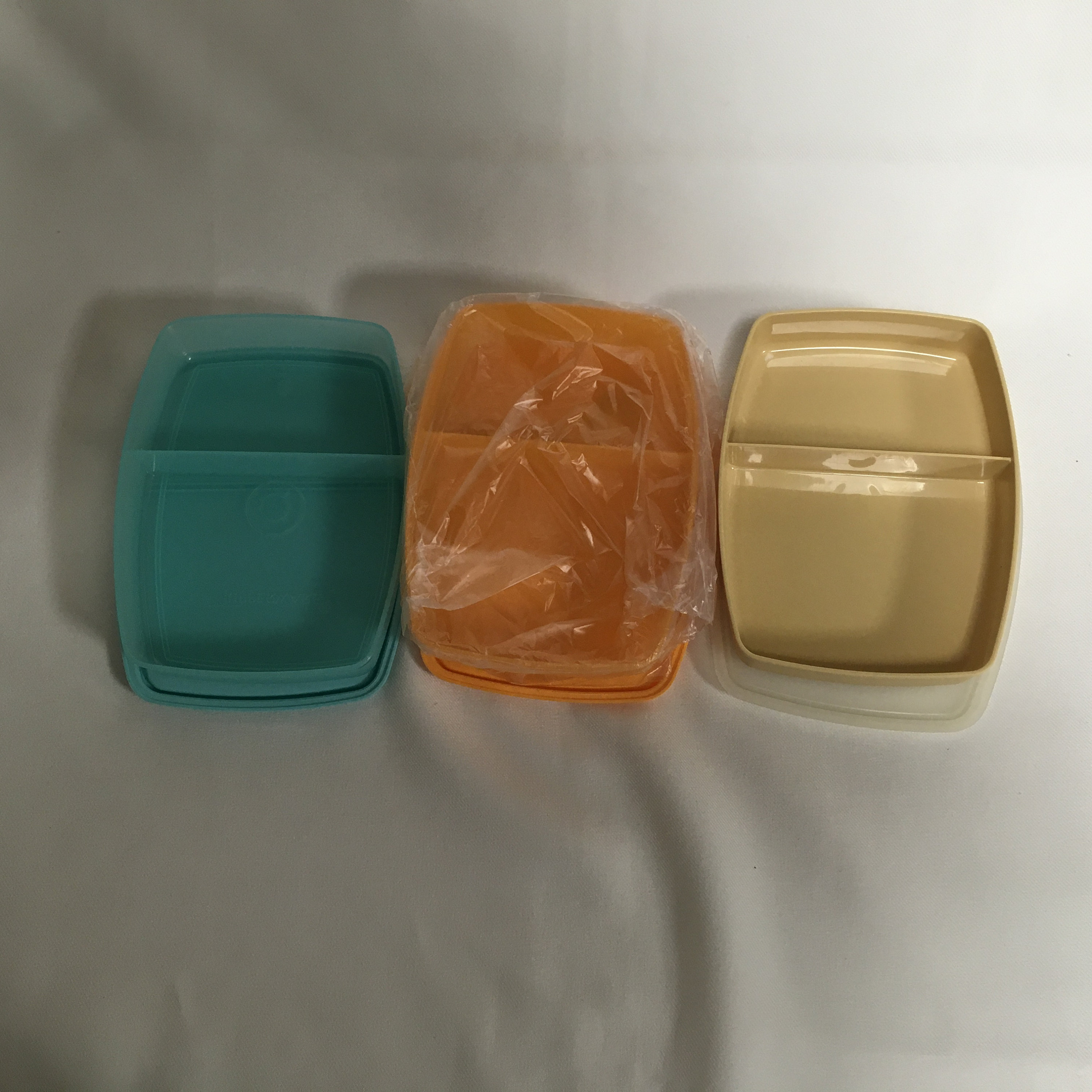 TUPPERWARE 813 Small Packette Divided Slim Lunch Containers