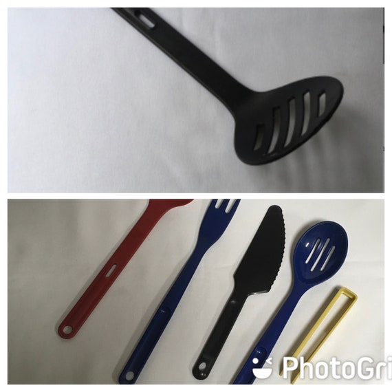 Tupperware And other kitchen items - McLaughlin Auctioneers, LLC