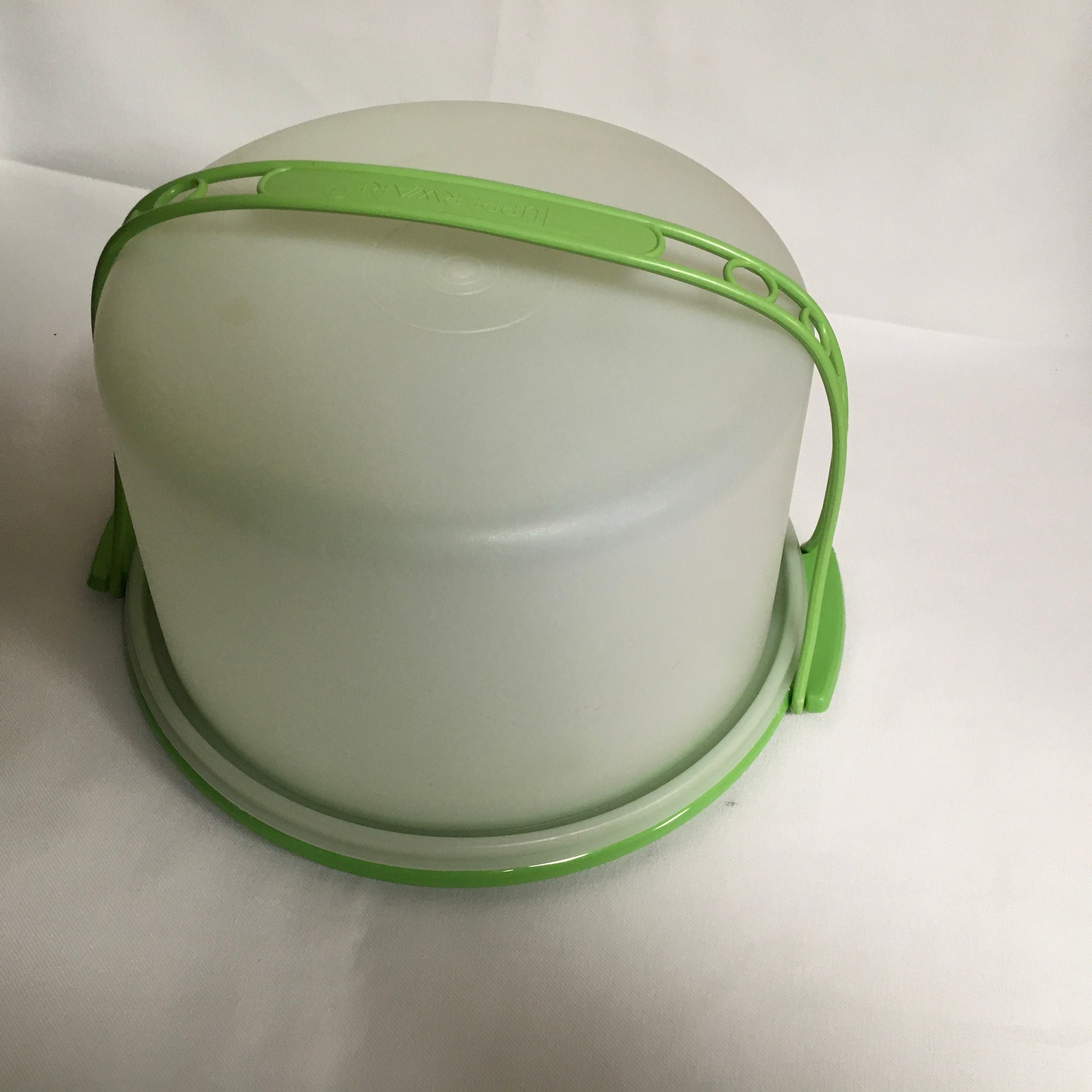 Vintage Tupperware Domed Cake Taker Carrier With Strap Handle Lime Green  70s Retro Kitchen Baking Center Decor Movie Prop Food Styling -  Denmark