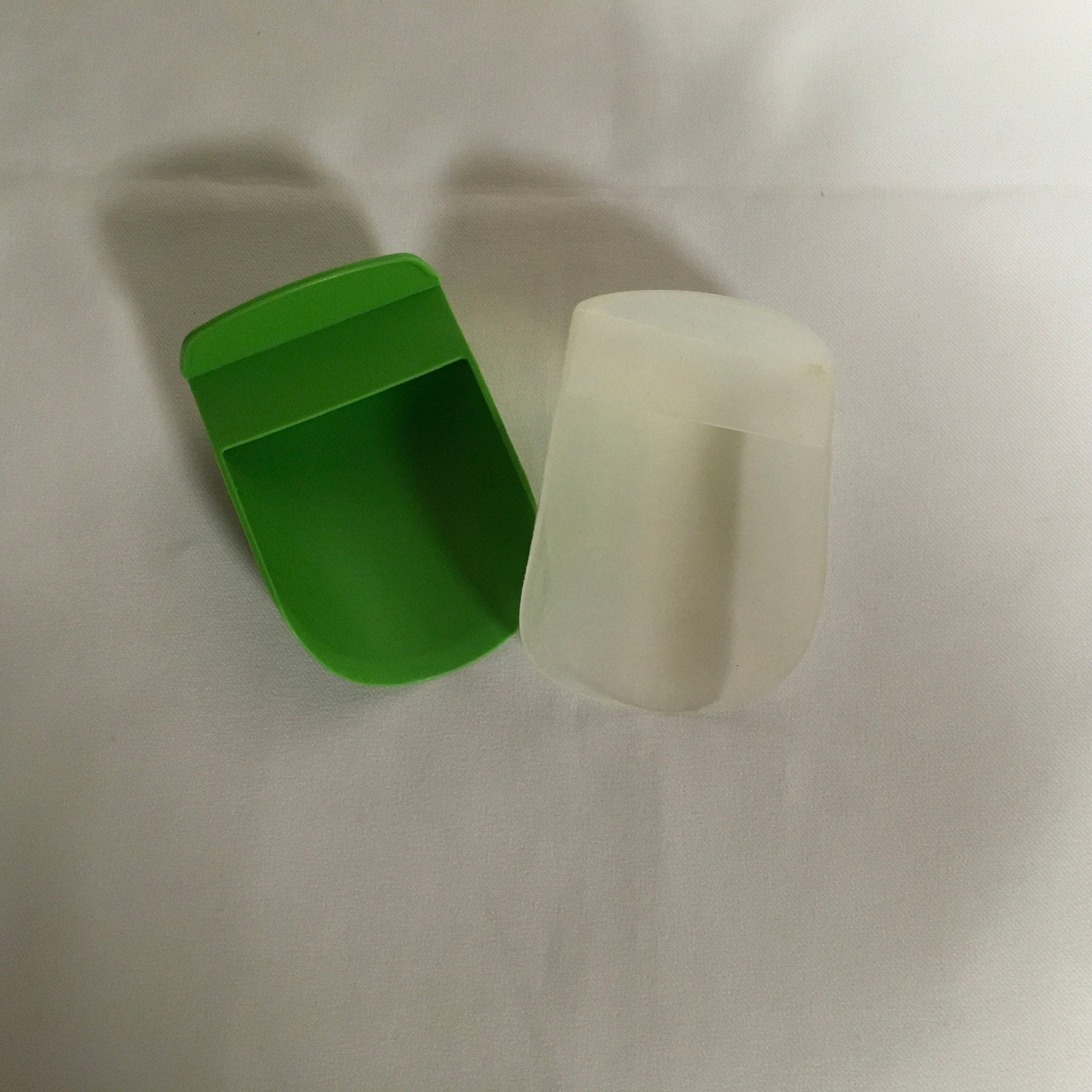 Vintage Tupperware Rocker Scoop Set of 2 292 Red Green Pink for Dry ...