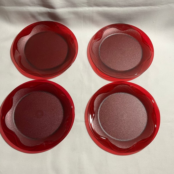 Tupperware Acrylic 4717 Open House  Cranberry Dessert Luncheon Plates 8”  Lot Of 4 Camping Patio Outdoors RV Children