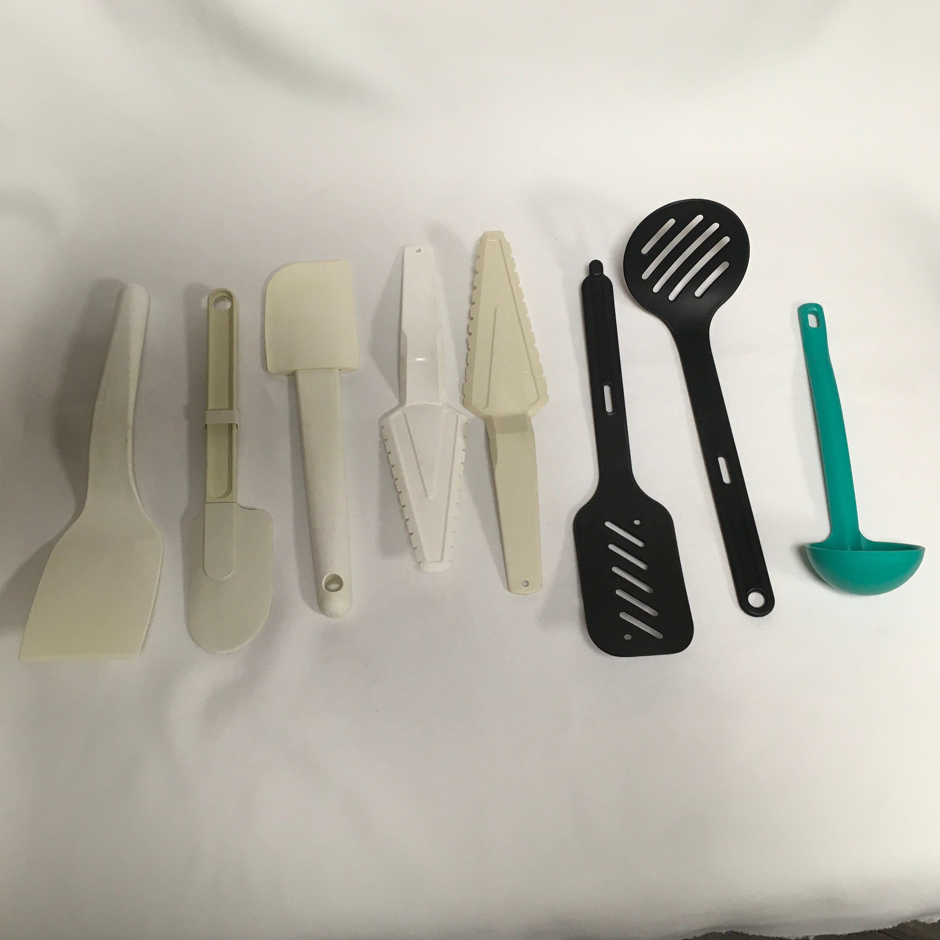 Tupperware Kitchen Utensils Cookie Lifter Spatula Pie Cake - Etsy