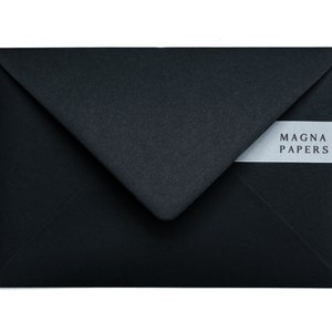 プレミアム ジェット ブラック封筒 C5 (152 x 216 mm) A5 | 結婚式招待状封筒 135gsm、ミニマリスト婚約招待状、パーティー、日付保存