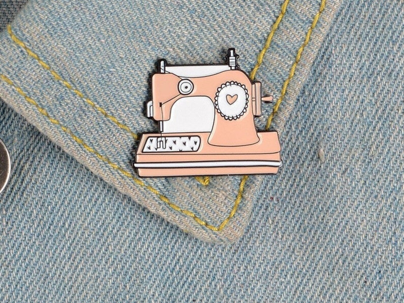 Sewing Machine Enamel Pin Crafter Pin Gift Idea Pink Sewing Etsy