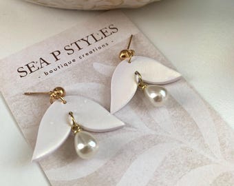 Iridescent White Tulip Drop Pearl Handmade Polymer Clay Dangle Earrings Lightweight Hypoallergenic Statement Earrings Unique Gifts for Her