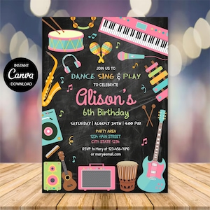 Può includere: Un invito in stile lavagna nera con strumenti musicali e il testo "Dance Sing & Play" per celebrare "Alison's 6th Birthday". Include batteria, maracas, tastiera, microfono e chitarra. Download Canva.