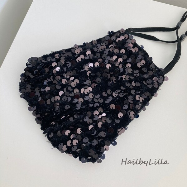 Black Sequin Washable Face Mask with filter pocket, Handmade, Inner: 100% Cotton fabric, Reusable, Bling Bling Mask