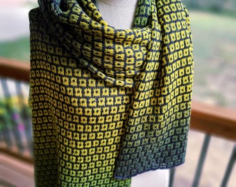 Knitted Lambswool Shawl: Kauni Dandelion Meadow Yarn