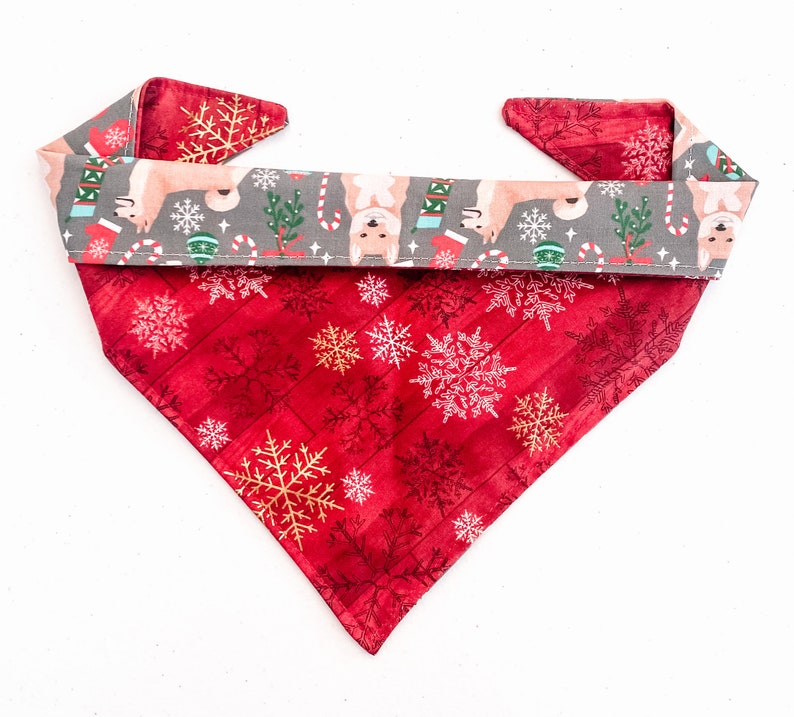 Shiba Inu Red Snowflake Christmas Dog /& Cat Button-on Bandana Reversible Matching Scrunchie and Mask Available