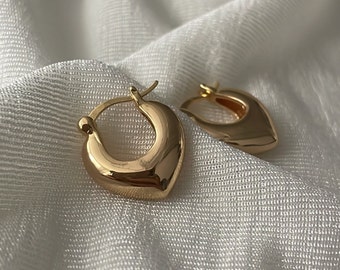 Orecchini a cerchio a cupola a forma di V, blocco francese, oro 16k riempito, gioielli per lei, orecchini da donna, abbracci, minimalista, trend, best seller