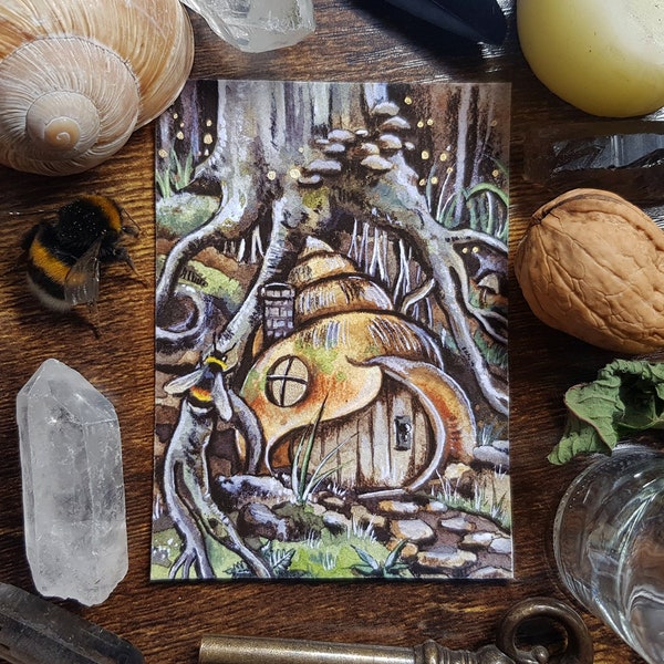 ACEO / KaKAO-Karten (Auflagen) - Schneckenhaus, Feenhaus, Biene, Fantasy ATC, Artisttradingcard, Sammelkarte, Miniaturkunst