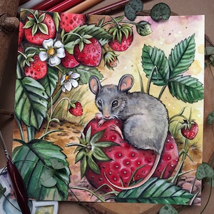 Erdbeer Maus (Kunstdruck) - Mäuschen, Kinderzimmer, Süße Zeichnung, Aquarell, Illustration, Cartoon, Malerei, keine KI-Kunst