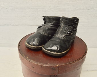 antique childrens shoes