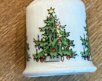 Rare, dé à coudre avec 4 arbres de Noël