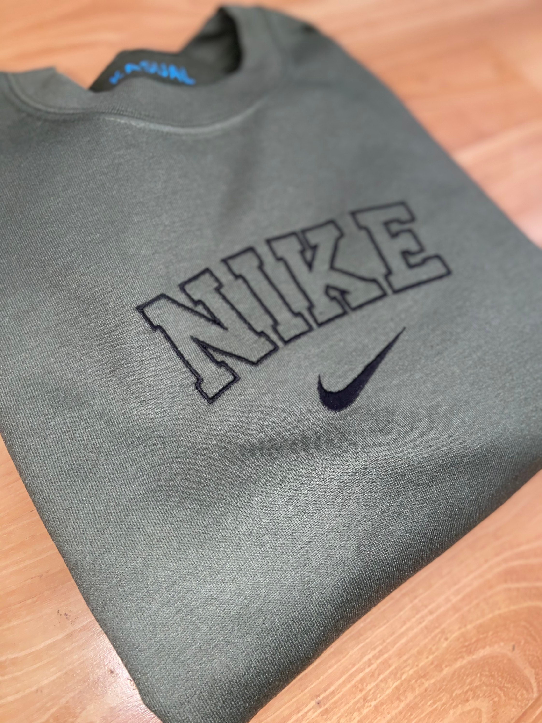 SINGLE OUTLINE Custom Embroidered Nike inspired Crewnecks | Etsy