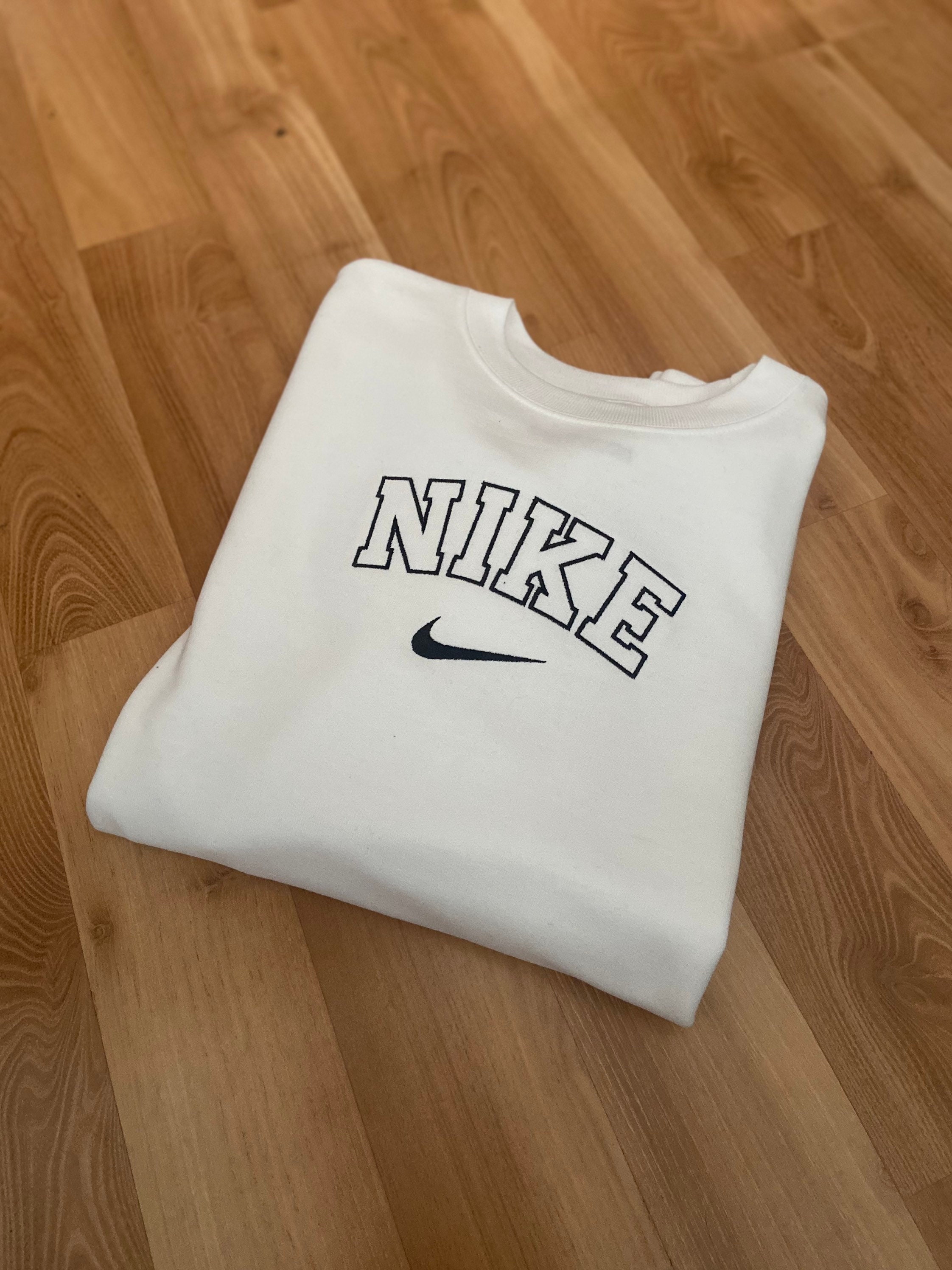 SINGLE OUTLINE Custom Embroidered Nike inspired Crewnecks | Etsy