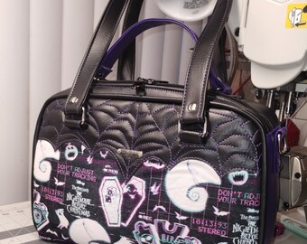Purse / crossbody bag/ medium purse