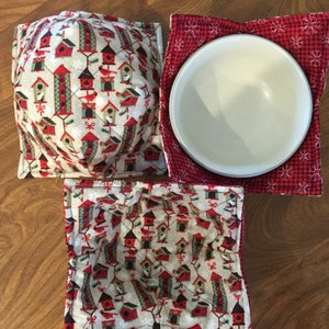 Christmas Birdies microwaveable bowl cozy.