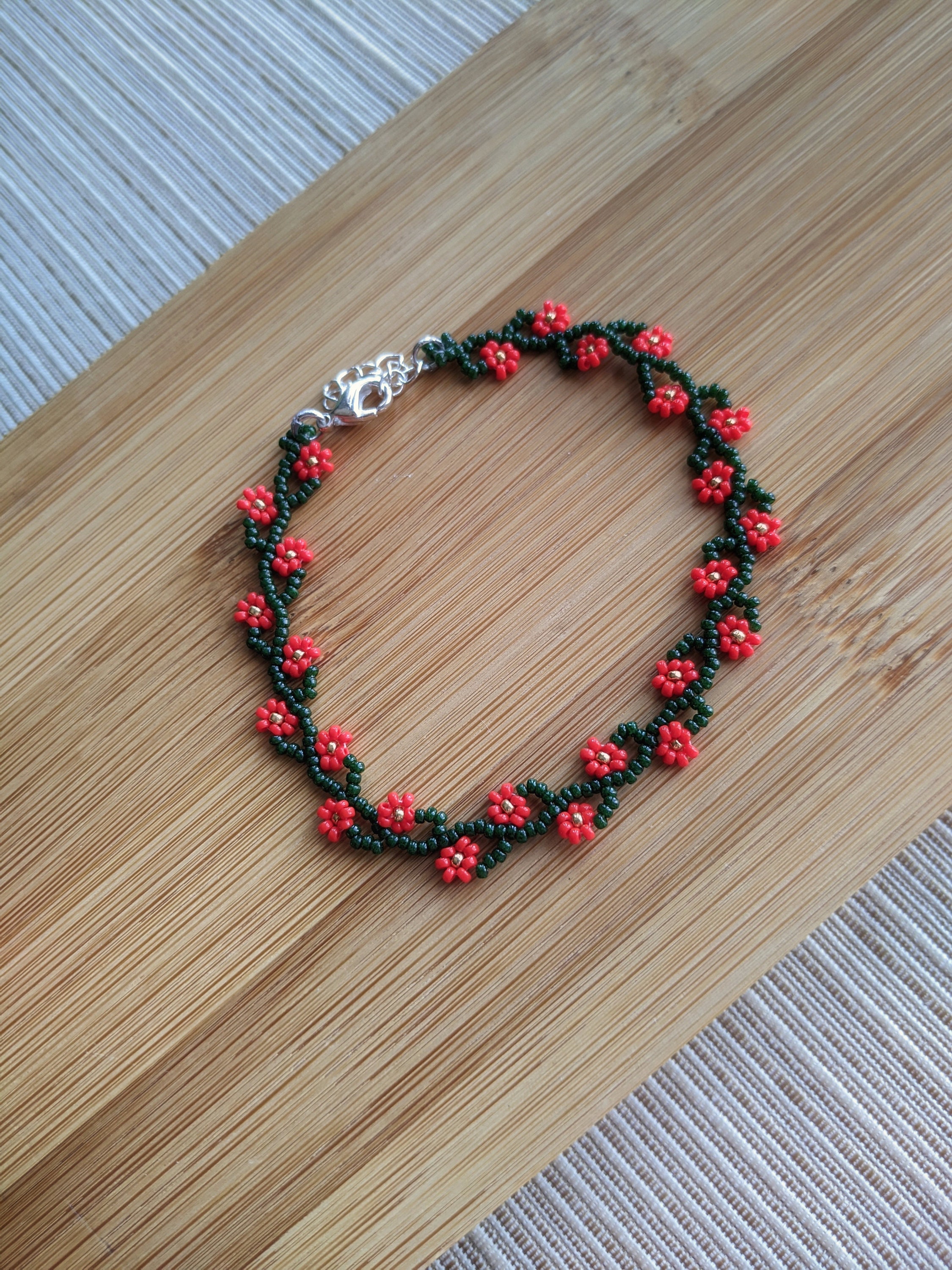 Red Flower Bracelets Set Seed Bead Bracelets Cute Jewelry Aesthetic Bracelets Braided Handmade Jewellery Gift for Her 14 cm (5.5 inch) | Rain Flower