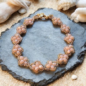 Sandy Peach Crystal Bracelet,Beaded Bracelet,Handmade Jewelry,Seed Bead Bracelet,Seed Bead Jewelry,Gift for Her,BFF Gifts,Mothers Day Gift