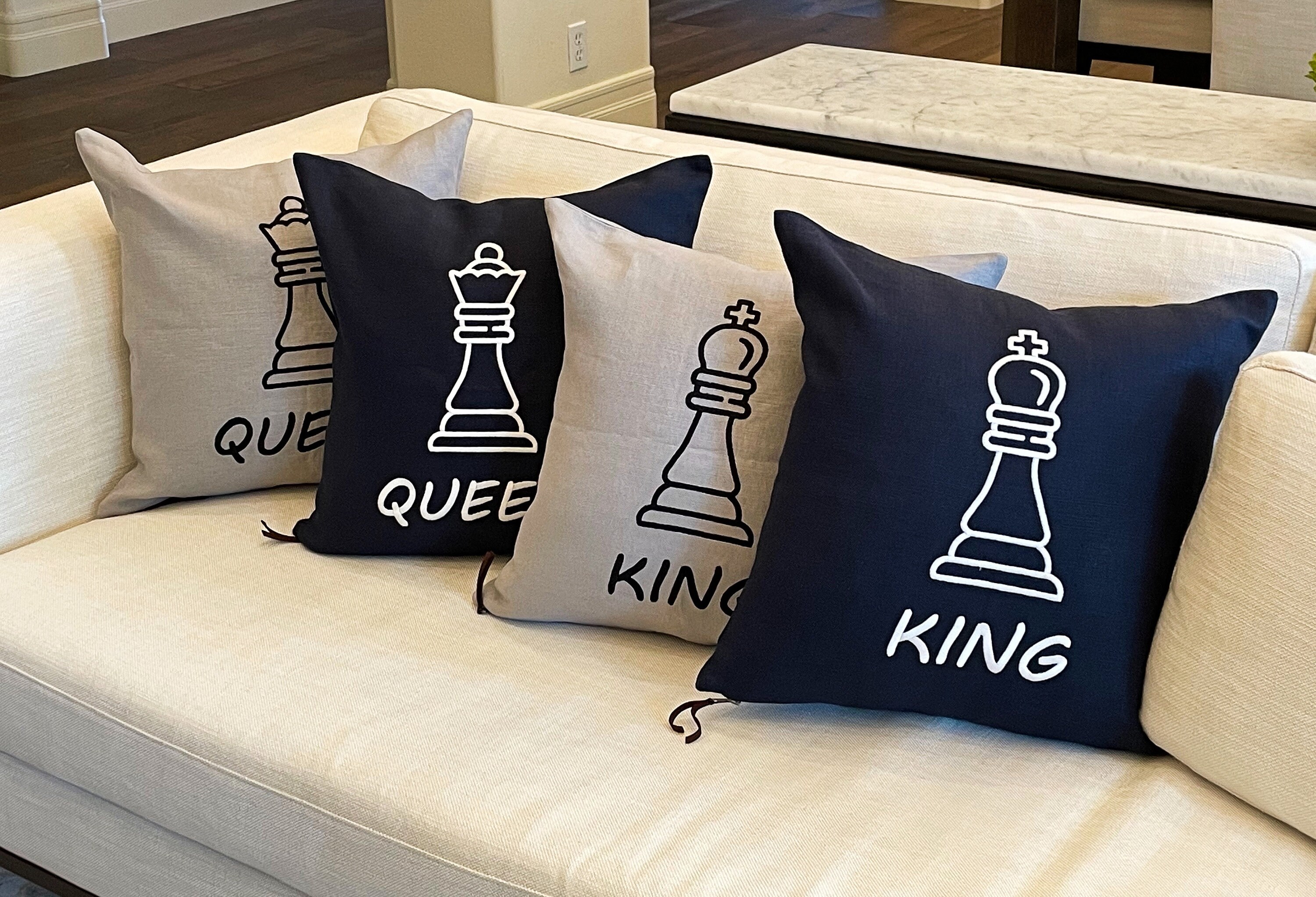  Chess Motifs For Chess Player And Chess Clubs I Play Move Club Chess  Player Throw Pillow, 18x18, Multicolor : Home & Kitchen