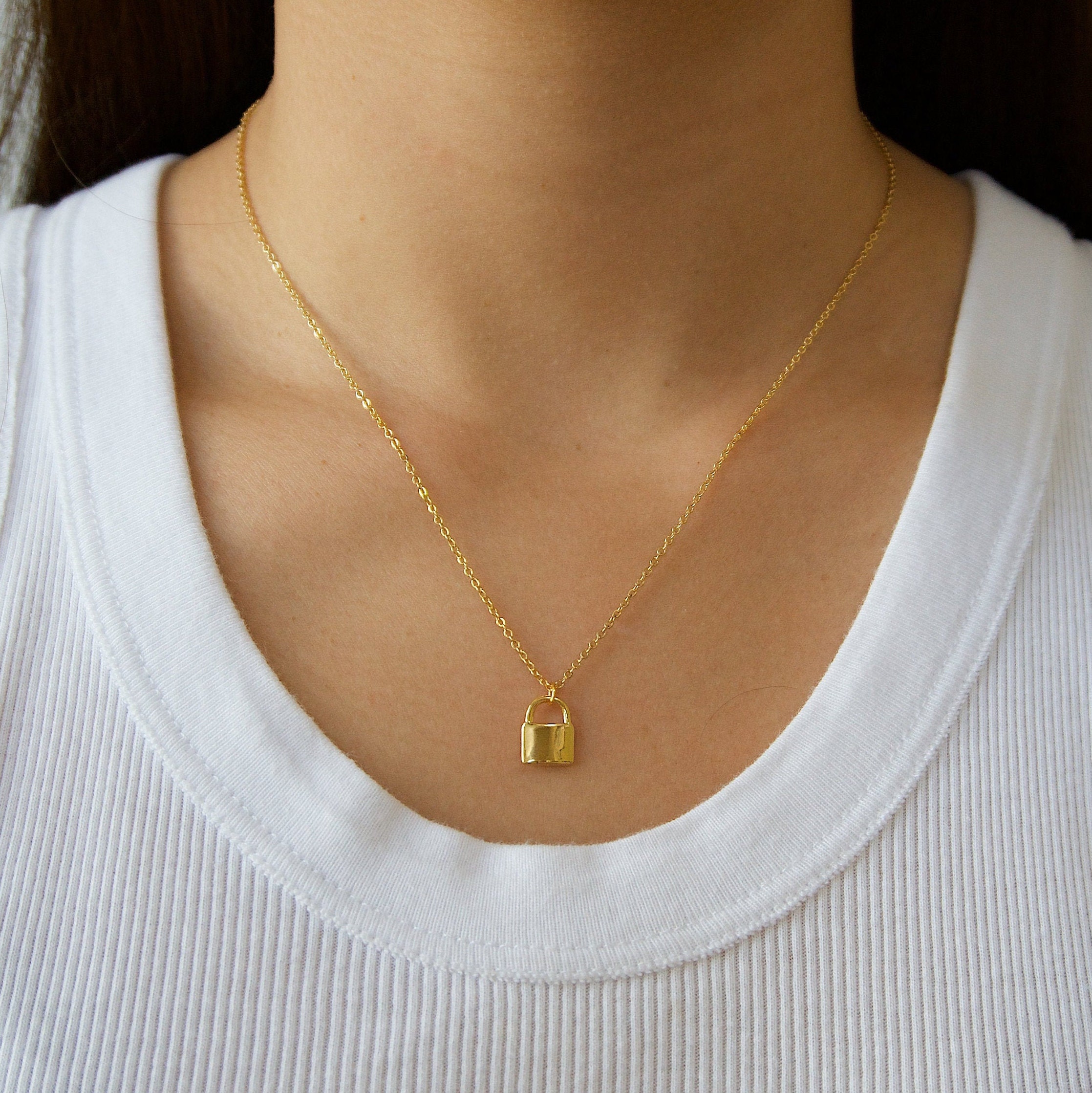 Gold Stainless Steel Mini Lock Necklace – Luminous Look