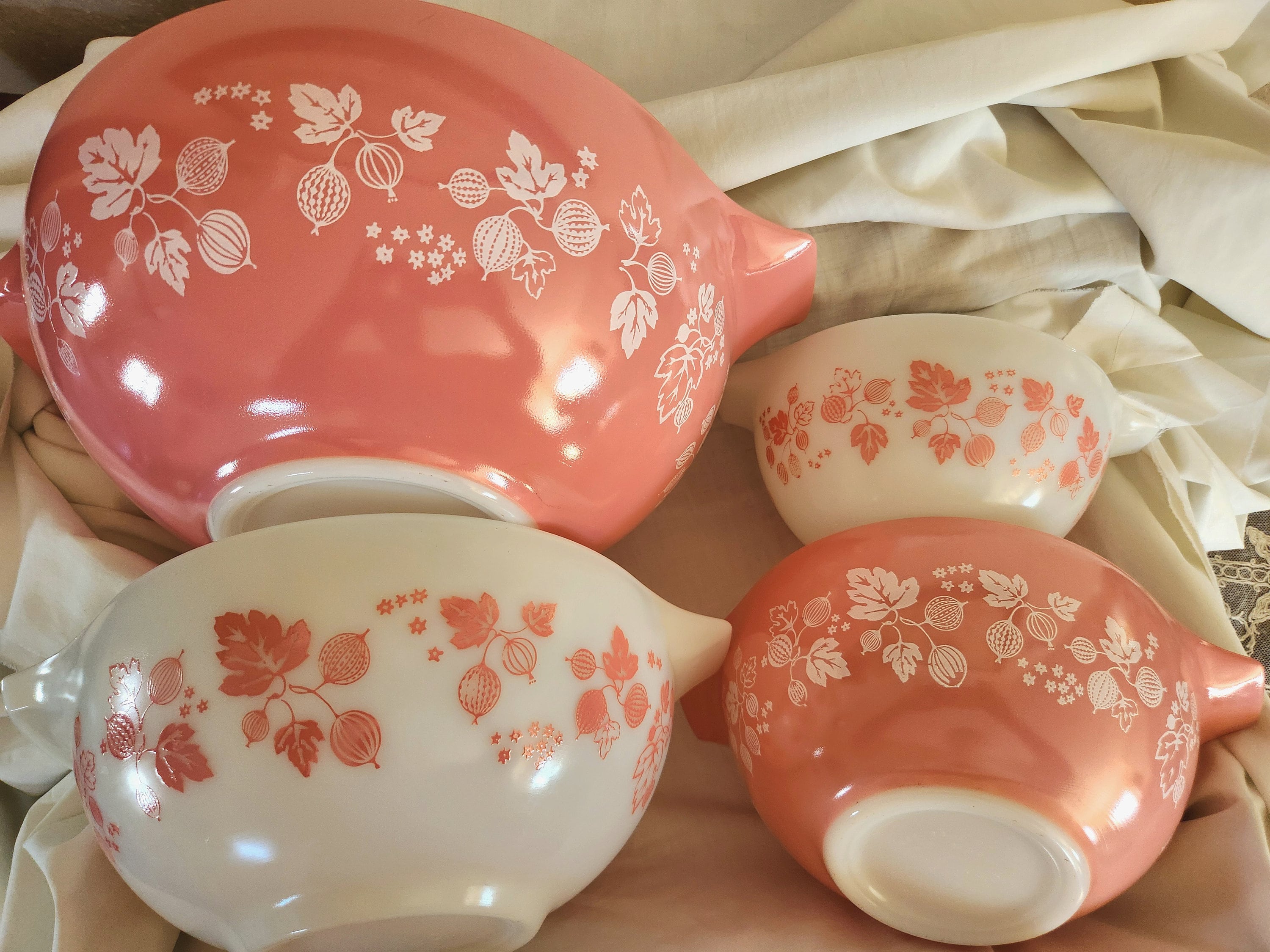 Vintage Pyrex Pink Gooseberry Cinderella Bowl Set of Four 441 442 443 444  THE BEST