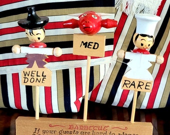 Vintage Wooden BBQ Meat Picks With His & Hers Apron Set in Box MCM NOS