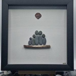 Family of Five Pebble Art, Family Pebble Picture, Family of 5 Wall Art, Pebble Art Gift For Mother, Framed Family Stone Art, Pebble Couple