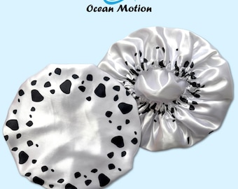 White Anime Satin Bonnet for Curly Hair, Silk Sleep Cap, Cosplay Hair Protection, Nerd Gift for Her, Ocean Motion