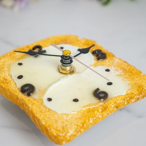 Butter Toast Clock image 6