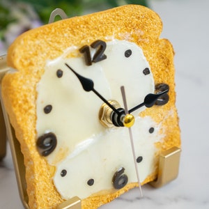 Butter Toast Clock image 2