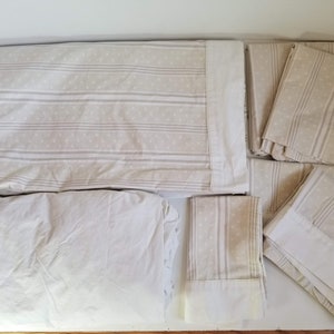 Vintage Cannon Royal Family King bedset with matching Martex by Perry Ellis Deep fitted sheet.