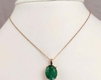 Estate Pendant with Emerald set in 14K Gold