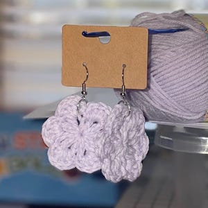 Crochet Flower Earrings cute simple lightweight hypoallergenic thin floral yarn lavender pink red yellow purple adorable kids adults gift