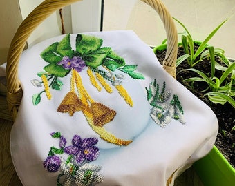 Handgefertigter Osterkorbbezug aus Perlen, besticktes ukrainisches Osterhandtuch, Osterkorbbezug, Ostergeschenkhandtuch, ukrainischer Korbbezug, Handtuch