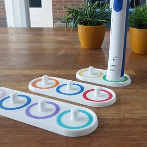 Oral-B / Philips Sonicare toothbrush holder personalized, with colored rings, 3D printed image 3