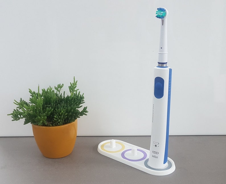 Oral-B / Philips Sonicare toothbrush holder personalized, with colored rings, 3D printed image 2