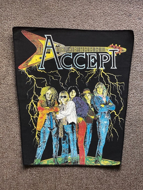 Accept original vintage back patch